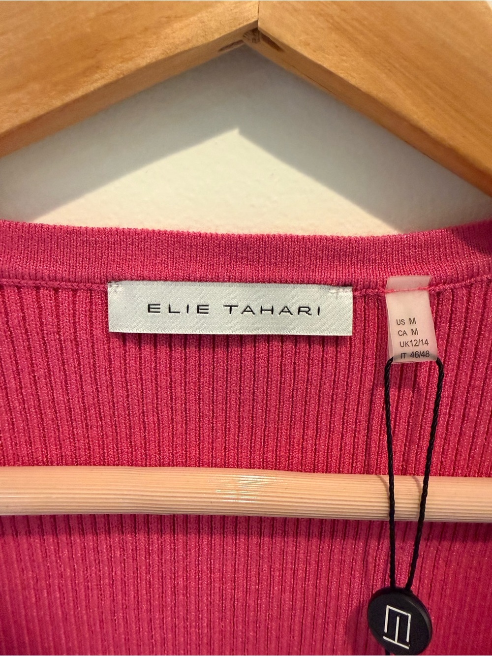 Elie Tahari Ribbed Button Top - Picture 5 of 5